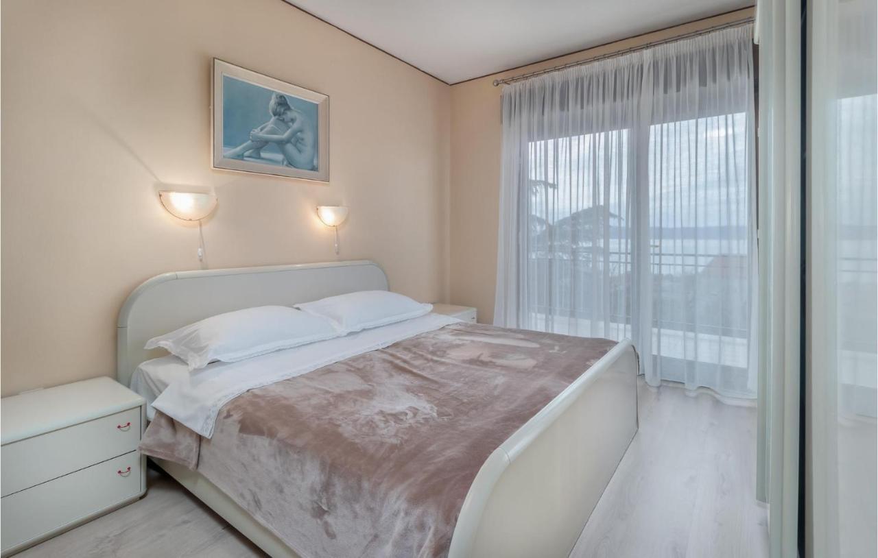 2 Bedroom Stunning Apartment In Crikvenica Exterior foto